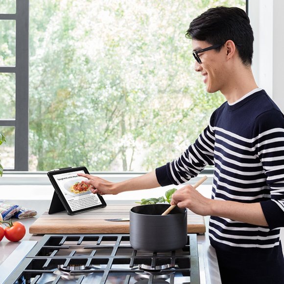 Logitech Keyboard - Picture 3 of 3